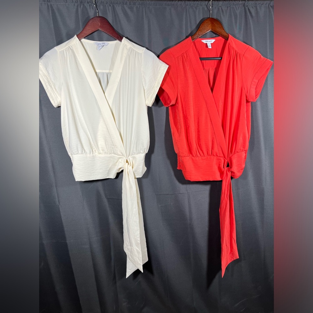 ❌SOLD❌Lot Of 2 Nine West Wrap Top Women Short Sleeve Bow Waist Smock ShirredSz S